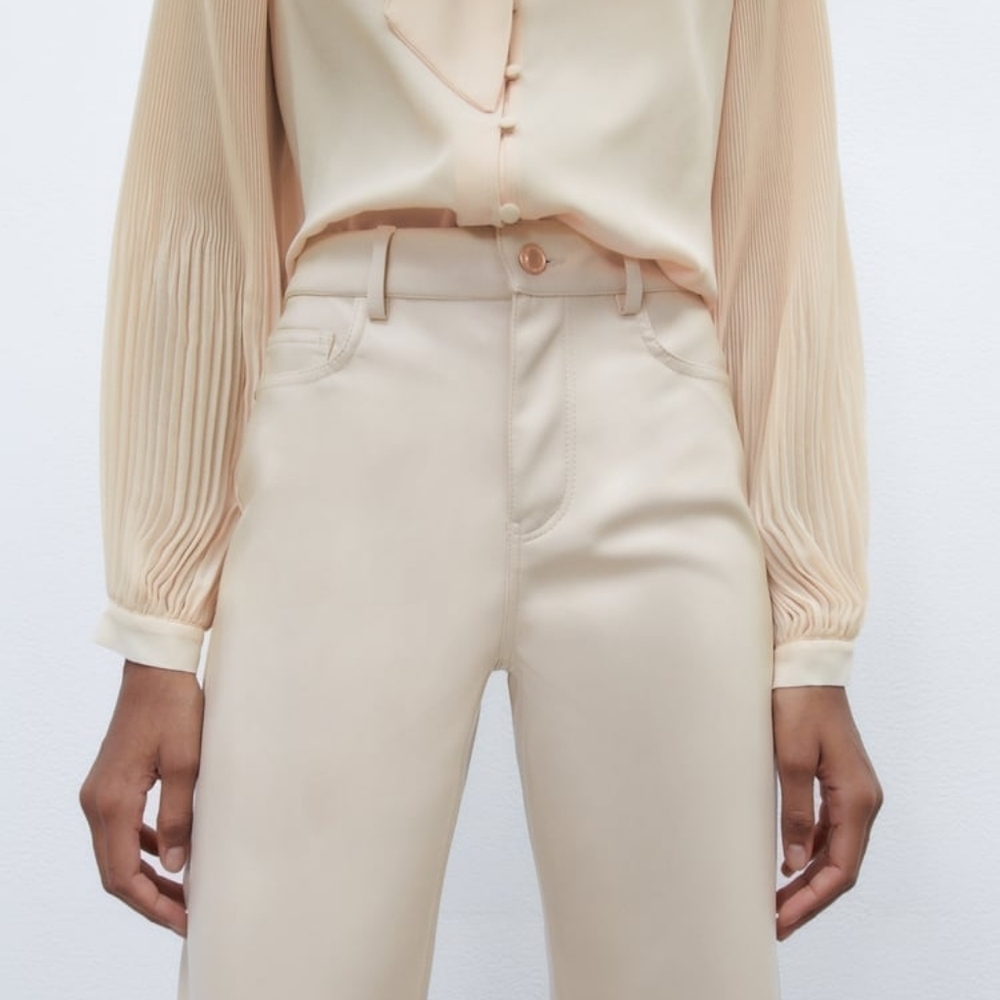 NWOT ZARA Ecru faux leather Mid Rise Straight Leg Pants Size 2 - Picture 2 of 15